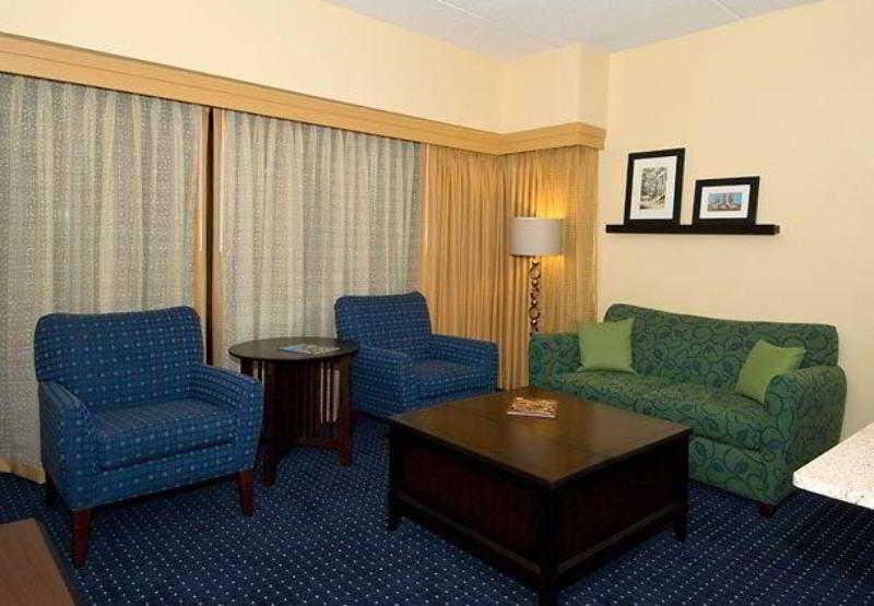 Springhill Suites Norfolk Old Dominion University Room photo